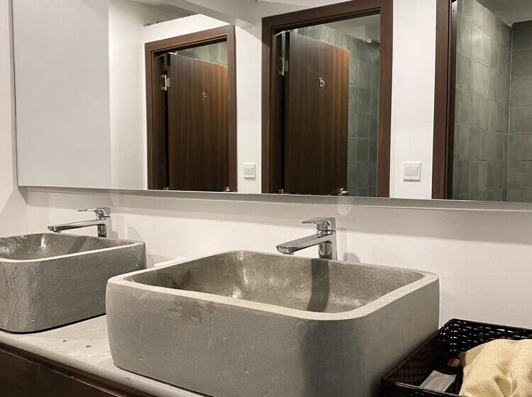 Aborest Tropical Hostel