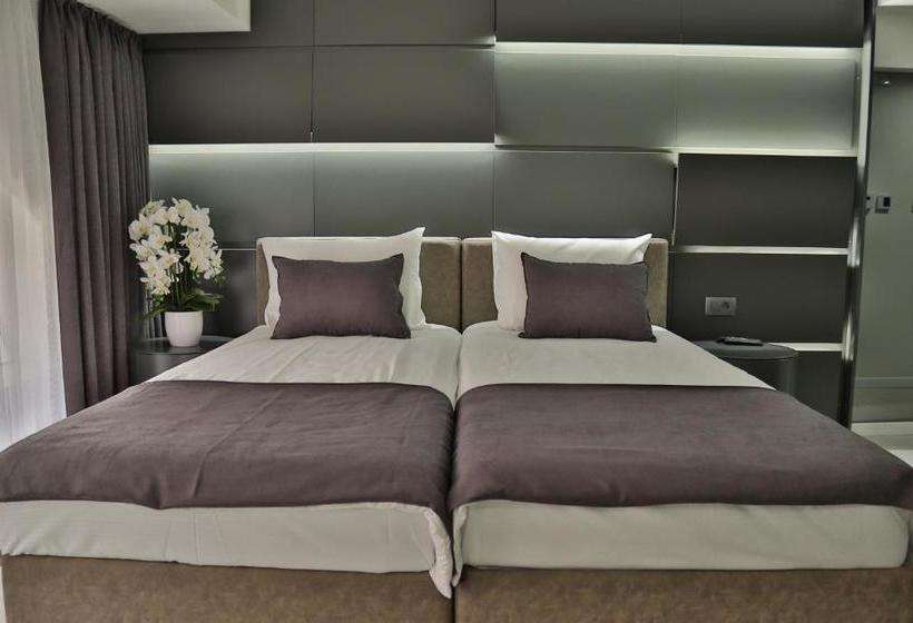 Saat Kula Luxury Rooms