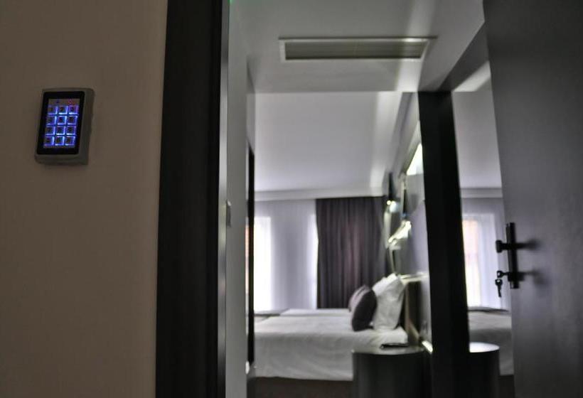 Saat Kula Luxury Rooms