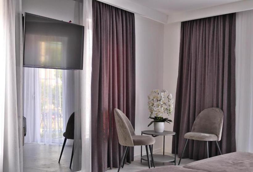 Saat Kula Luxury Rooms