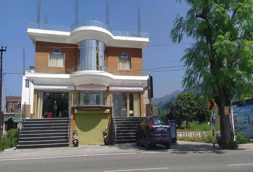 酒店 Grand Heritage Inn