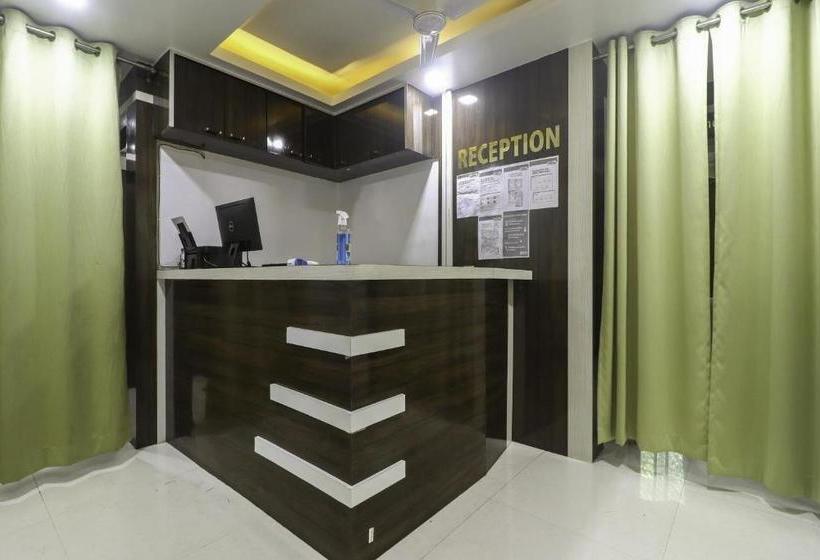 호텔 Oyo 75905 Stay Villa