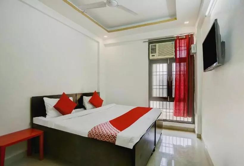 Hotelli Royal Grand Stay In