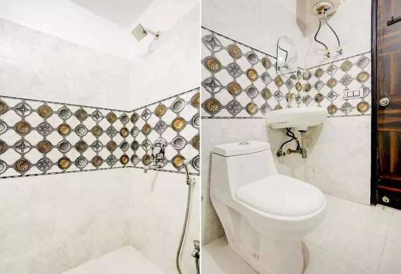 Hotelli Royal Grand Stay In