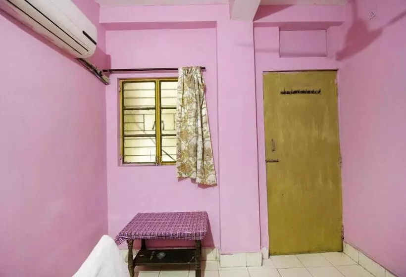 ホテル O Suvidha