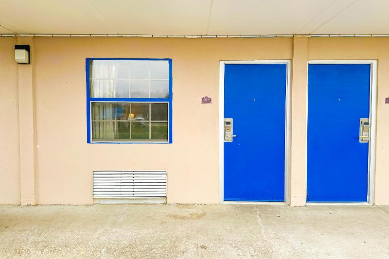 Motel 6 Madisonville, Ky  Morton’s Gap