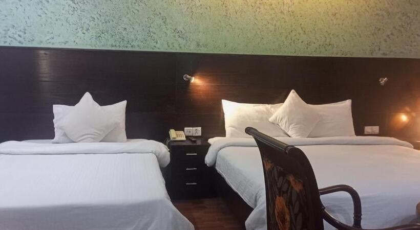 پانسیون Hira Guest House