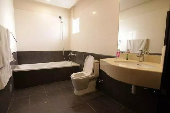 پانسیون Hira Guest House