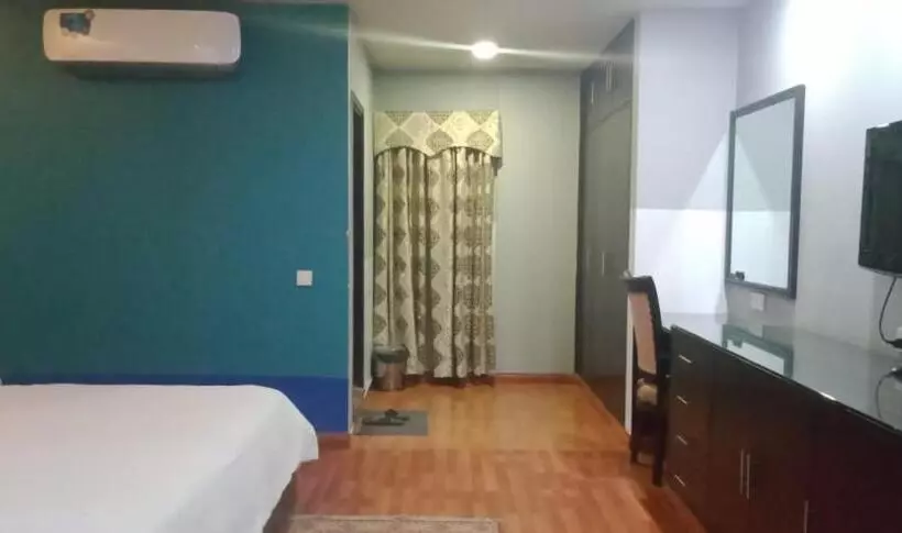 پانسیون Hira Guest House