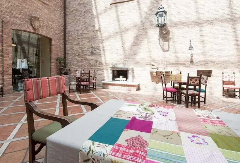 酒店 Castello Chiola