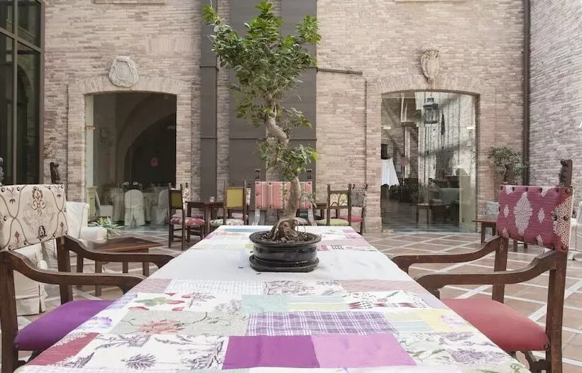 酒店 Castello Chiola