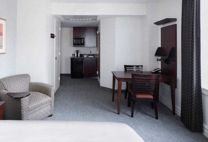 Club Quarters Hotel Downtown, Houston