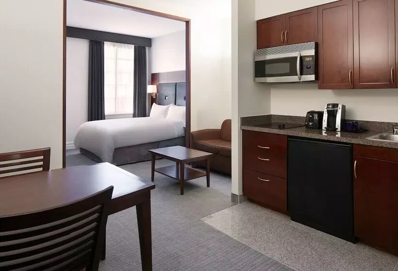 Club Quarters Hotel Downtown, Houston