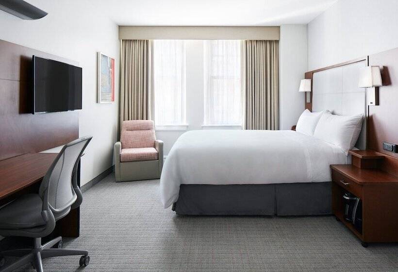 Club Quarters Hotel Downtown, Houston