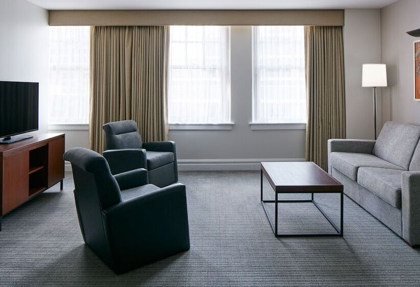 Club Quarters Hotel Downtown, Houston