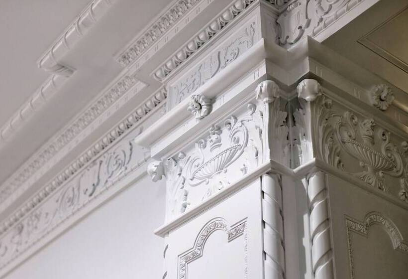 Club Quarters Hotel Downtown, Houston