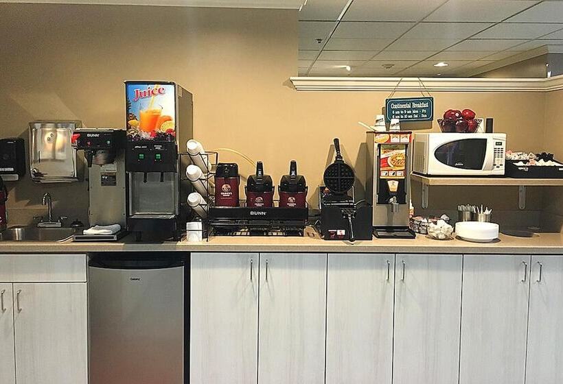 فندق Hilltop Inn By Riversage