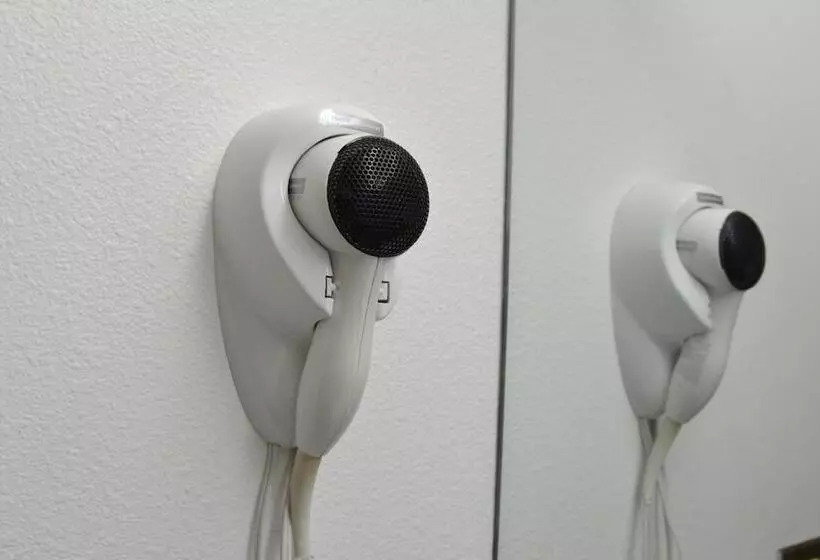 هتل Hilltop Inn By Riversage