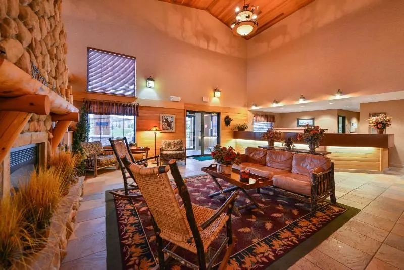 هتل Kelly Inn And Suites Mitchell