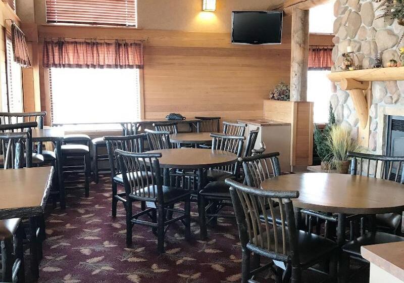 فندق Kelly Inn And Suites Mitchell