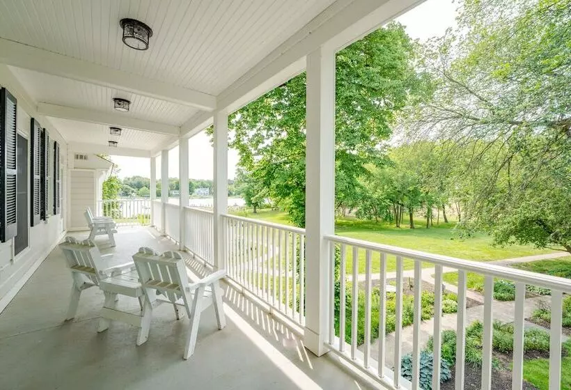 בית מלון כפרי Kent Island Resort