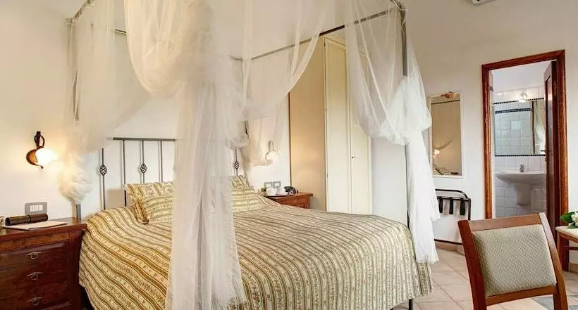 Отель Del Borgo