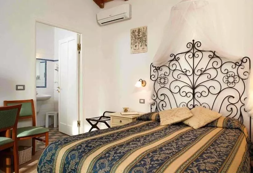 Отель Del Borgo