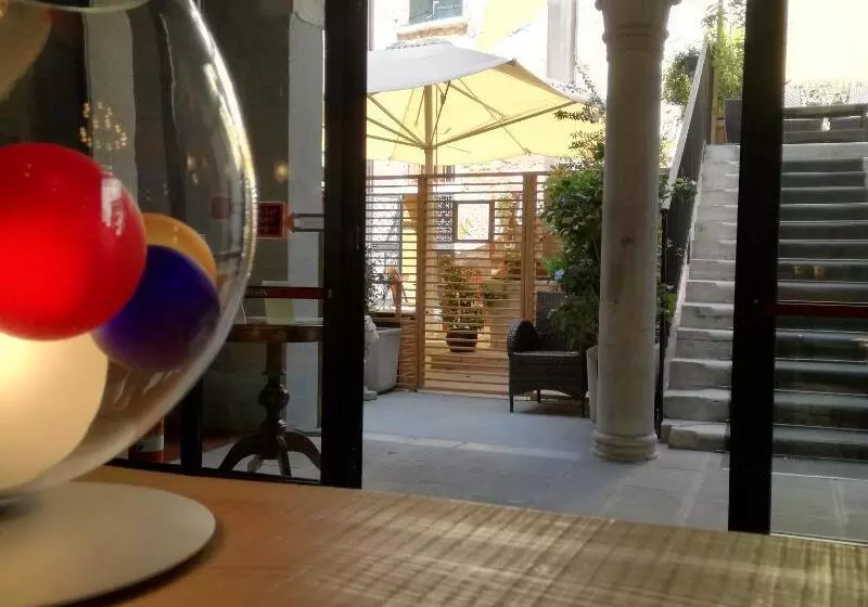 هتل Locanda La Corte