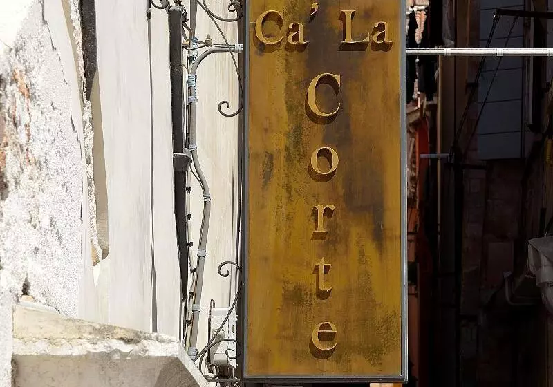 هتل Locanda La Corte