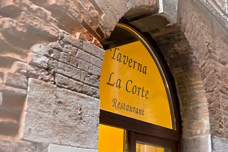 هتل Locanda La Corte