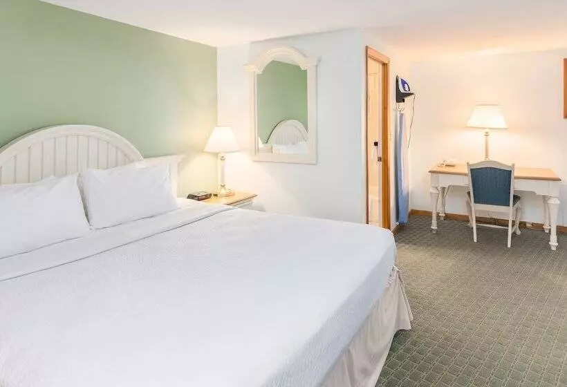 ホテル Ocean Park Inn