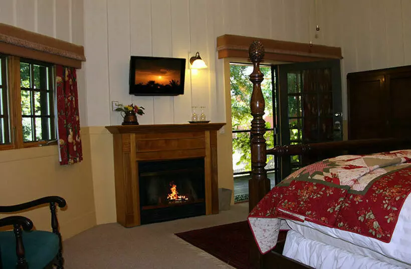 酒店 Old Crocker Inn