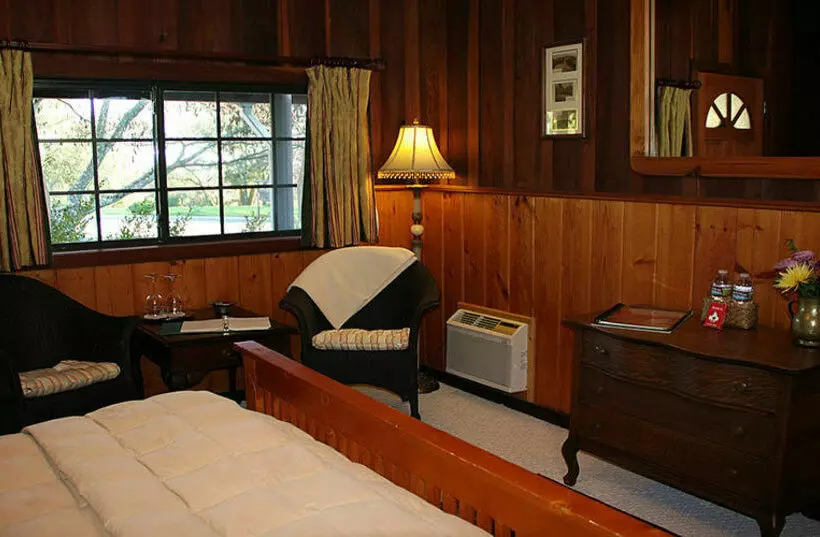 酒店 Old Crocker Inn