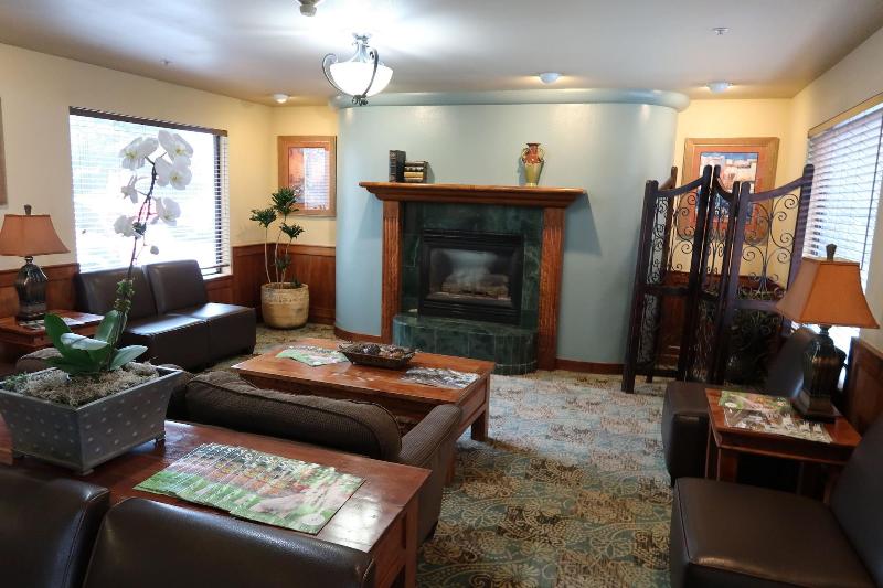 호텔 Oxford Suites Portland Jantzen Beach