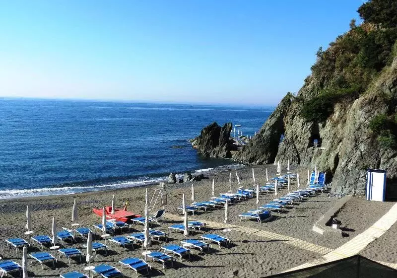 Отель Punta San Martino