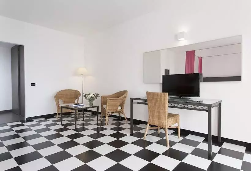 Отель Punta San Martino