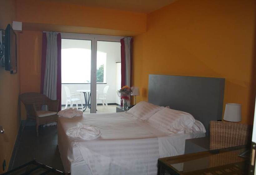 בית מלון כפרי Punta San Martino