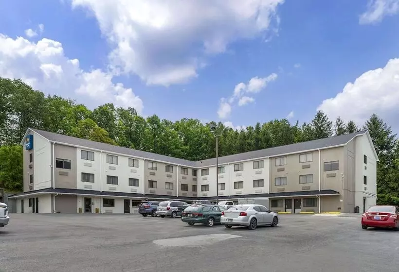 هتل Suburban Studios Lavale Cumberland