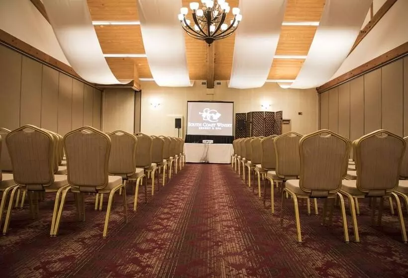 Отель South Coast Winery Resort & Spa