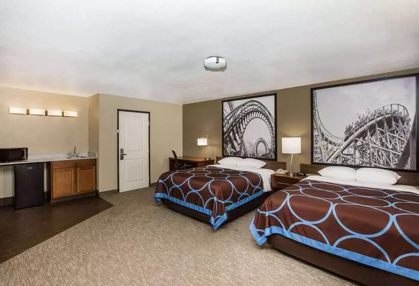 هتل Super 8 By Wyndham Altoona