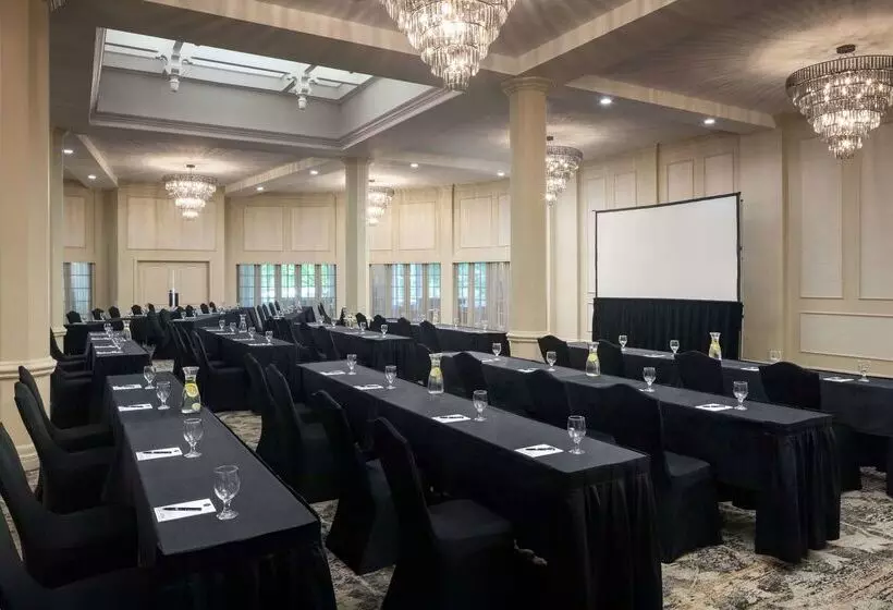 The Elms Hotel & Spa, A Destination By Hyatt