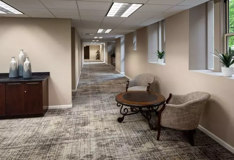 The Elms Hotel & Spa, A Destination By Hyatt