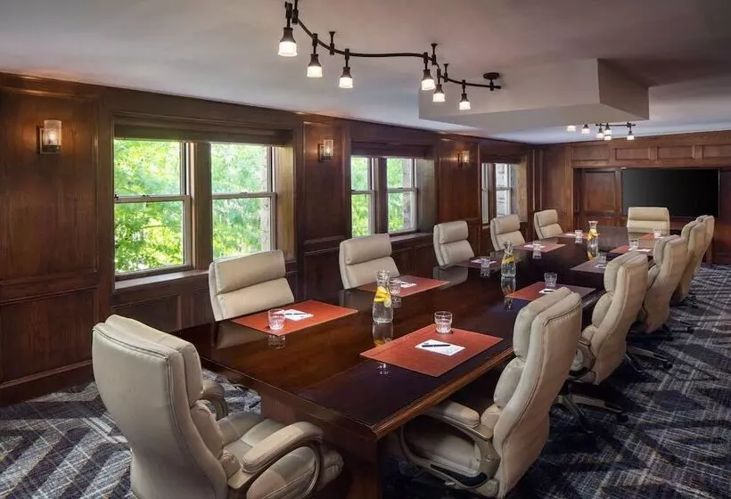 The Elms Hotel & Spa, A Destination By Hyatt