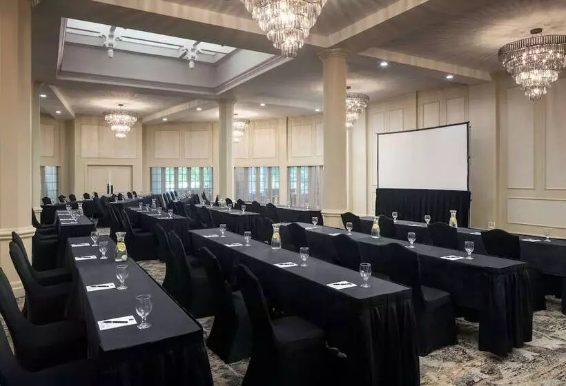 The Elms Hotel & Spa, A Destination By Hyatt