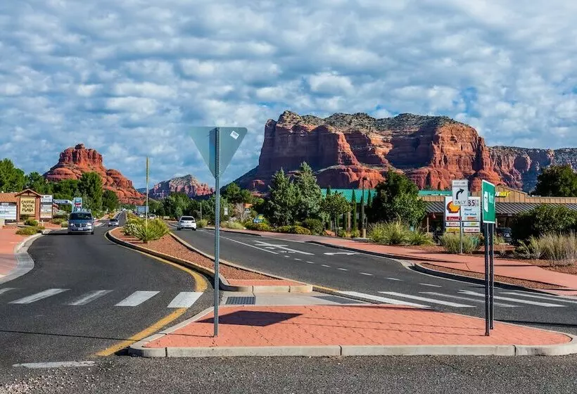 هتل The Views Inn Sedona