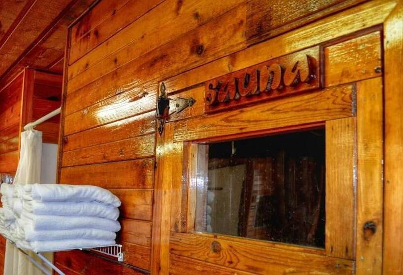 Hotelli Thunderbird Lodge