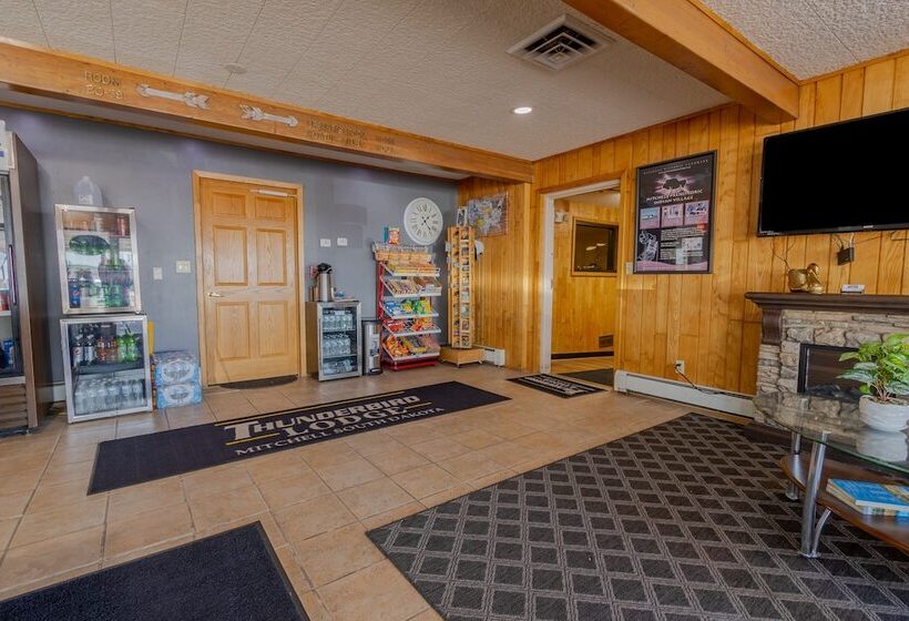 Hotelli Thunderbird Lodge