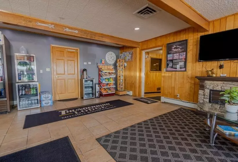 هتل Thunderbird Lodge