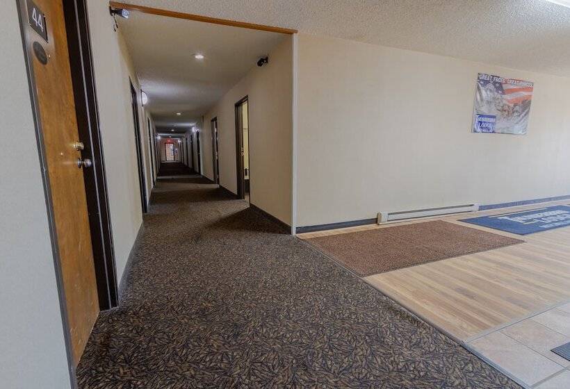 Hotelli Thunderbird Lodge