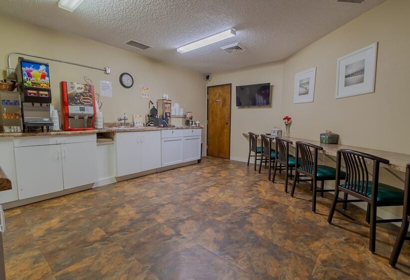 Hotelli Thunderbird Lodge